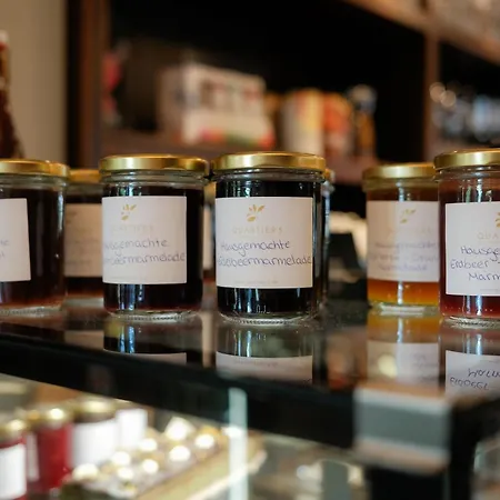 Logis Quartier 5, Saechsische Schweiz, Mit Restaurant, Cafe & Bar Otel 4*