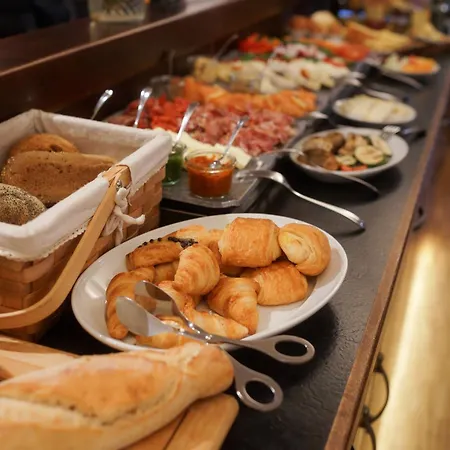 Otel Logis Quartier 5, Saechsische Schweiz, Mit Restaurant, Cafe & Bar 4*