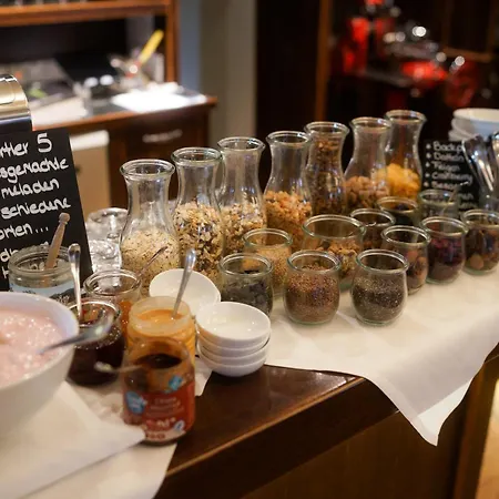 Hotel Logis Quartier 5, Sächsische Schweiz, Mit Restaurant, Café&bar